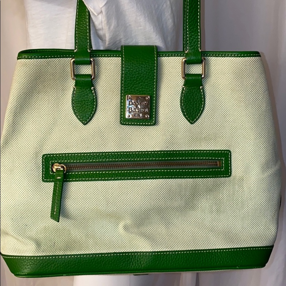 DOONEY & BOURKE PURSE